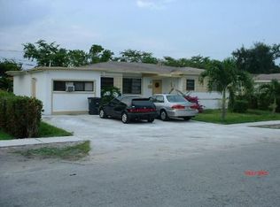 125 NE 130th St, North Miami, FL 33161