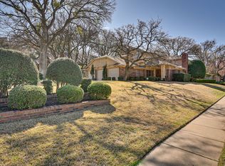 1200 Twin Oaks Ct, Arlington, TX 76006