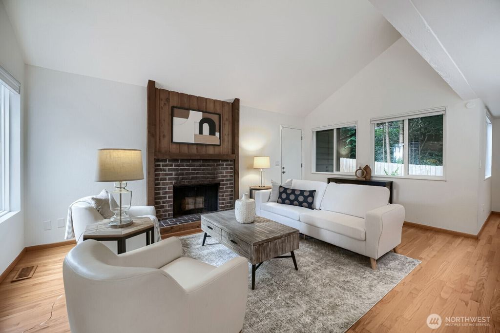 15301 SE 48th Drive, Bellevue, WA - More