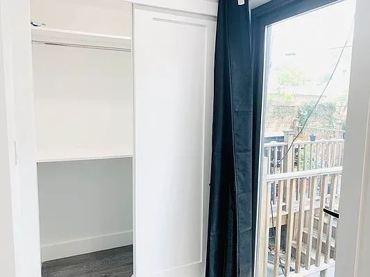 Rented by Ink Realty Services LLC | media 15