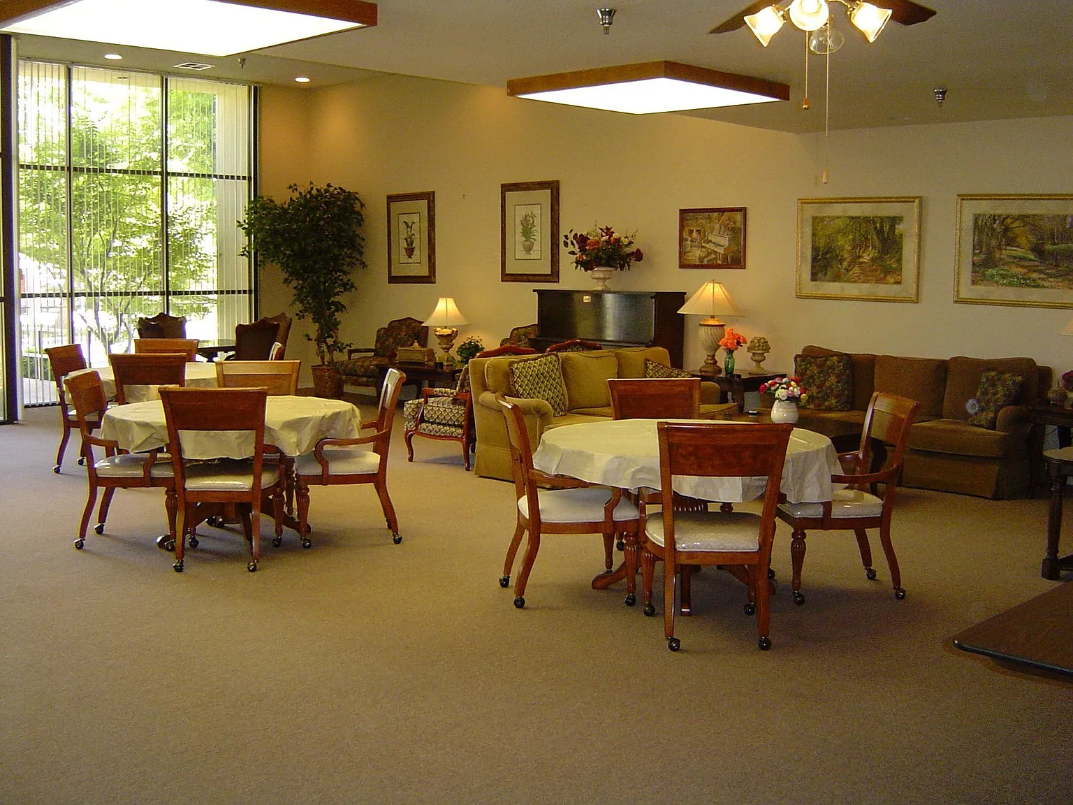 Silver Ridge — Photo 2