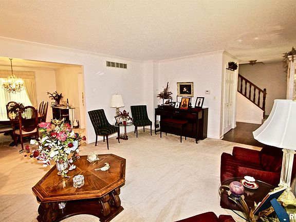 5th image of 6312 N Heather Oak Dr