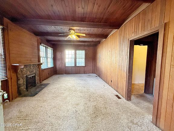 3rd image of 4391 Florence Dr