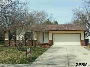 6231 S 30th St, Lincoln, NE 68516