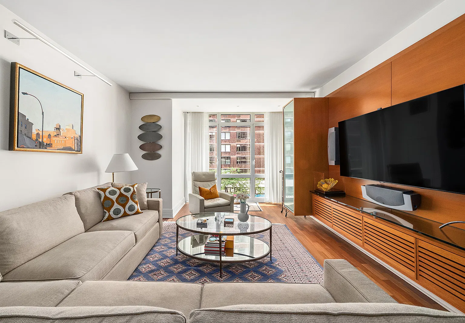 300 East 55th Street — Photo 2
