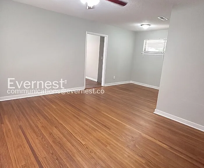 733 Glen Ridge Dr — Photo 8
