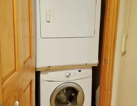 4th image of 536 E 6th St APT 8