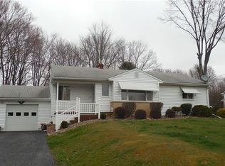 2110 Pulaski Rd, New Castle, PA 16105