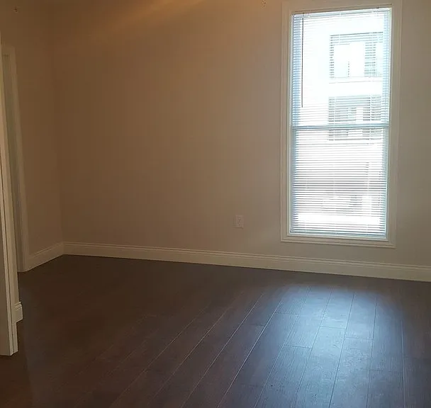 335 S College Ave — Photo 19