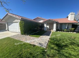 3651 W Avenue J5, Lancaster, CA 93536