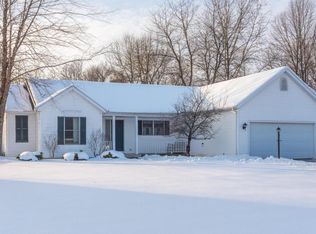 69798 Knottingham Ln, Edwardsburg, MI 49112
