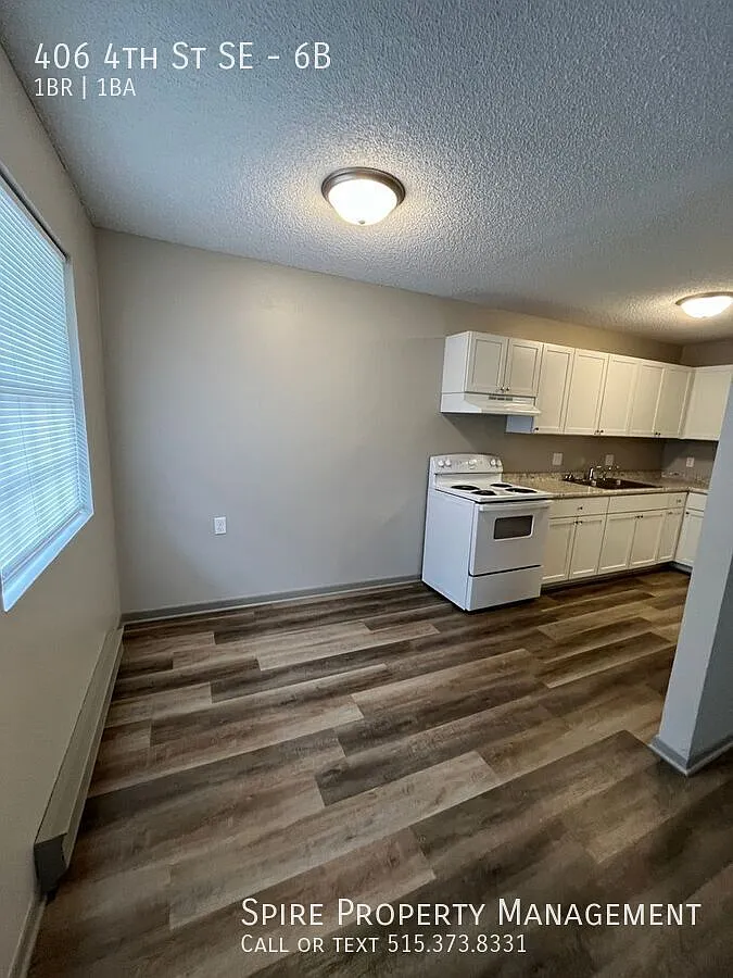 Beautifully renovated 1 Bed Unit in State Center! — Photo 3