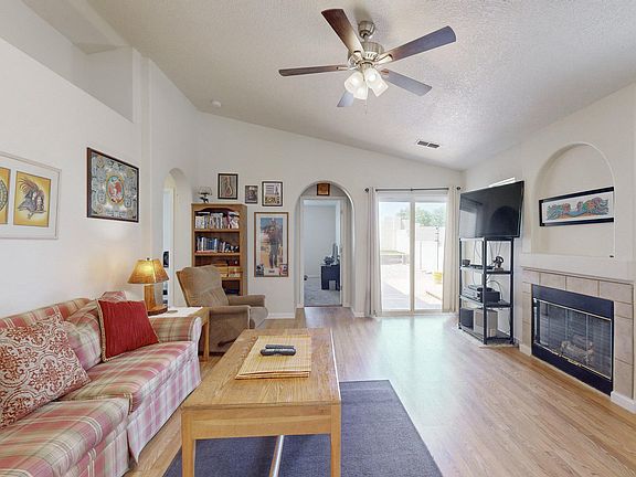 5th image of 8409 Vista Estrella Ln SW
