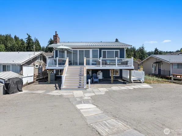 5924 Cedar Street, Freeland, WA 98249