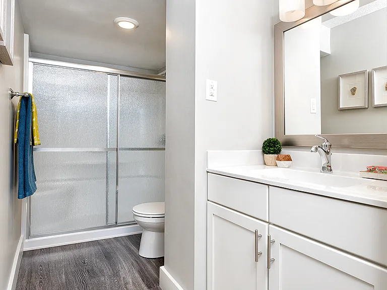 Leigh Model Bathroom
