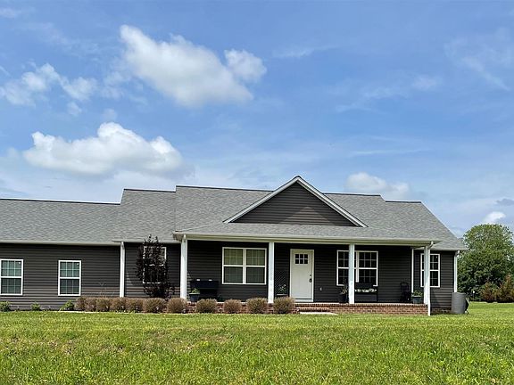 3rd image of 114 Finley Rd