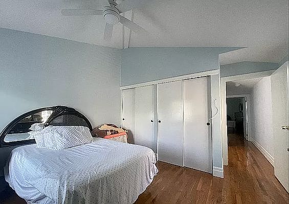 3rd image of 264 Gordon St #4