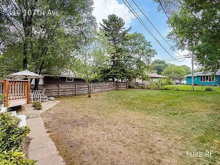 314 107th Ave NE — Photo 34