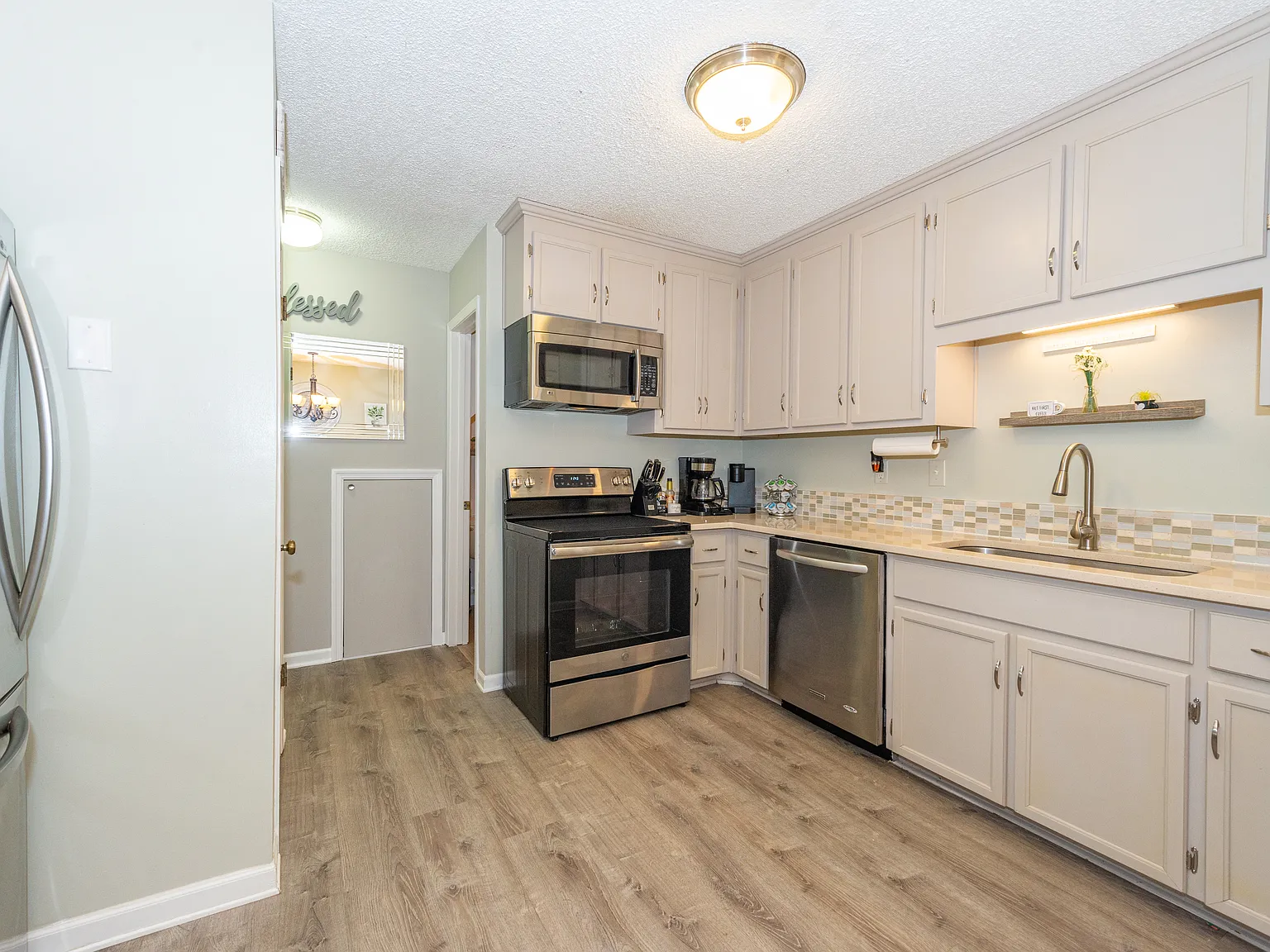 2 bed, 1.5 bath, $2,250 — Photo 4