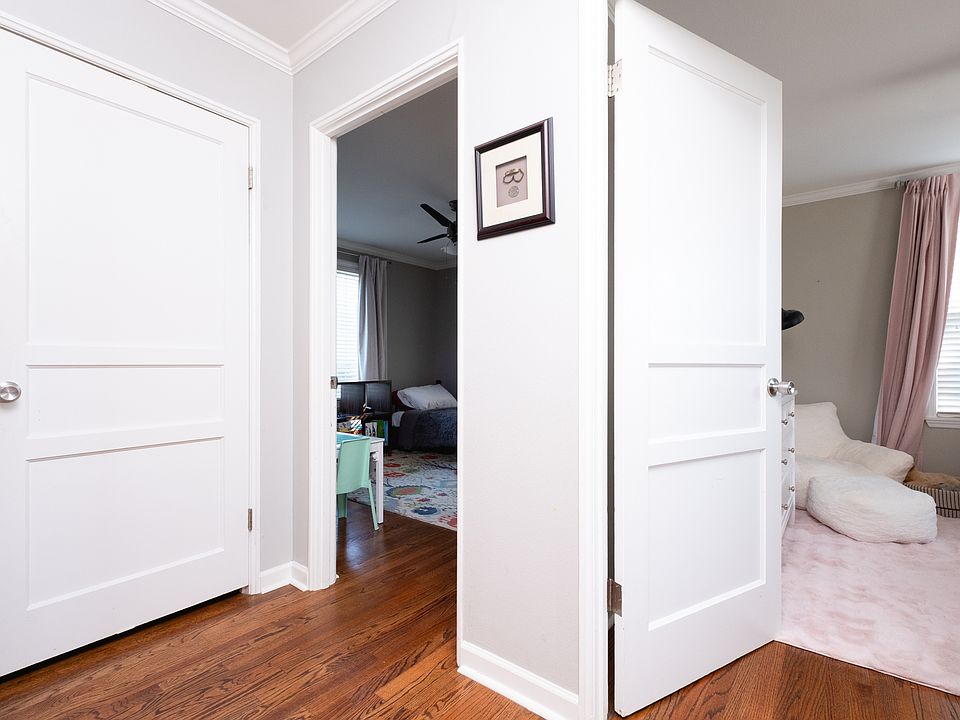 1st image of 2112 N McKinley St