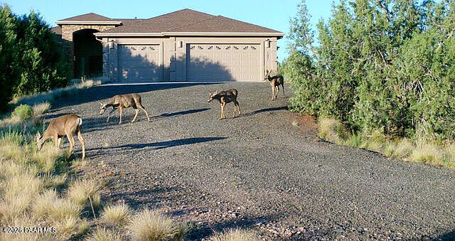 1st image of 7051 W Dillon Wash Rd