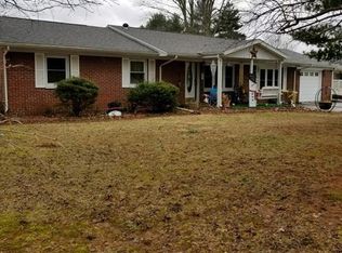 641 W Hawthorne Dr, Orleans, IN 47452