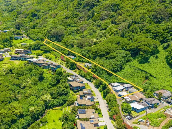 3025 Booth Rd, Honolulu, HI 96813