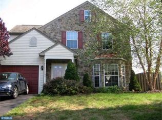 121 Norfolk Ct, Souderton, PA 18964