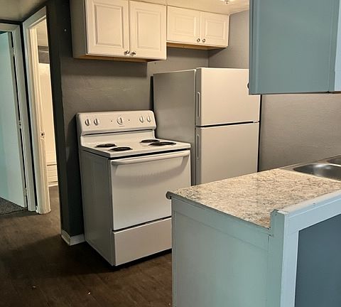 3rd image of 2924 N Verity Pkwy #42