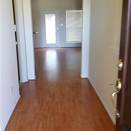 3rd image of 2211 Driftwood Dr