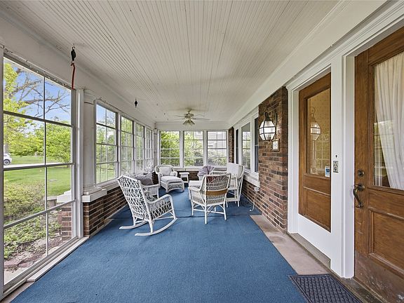5th image of 545 Knollwood Dr SE