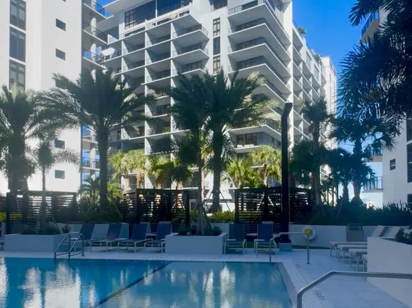 103 Main St N, Saint Petersburg, FL 33716