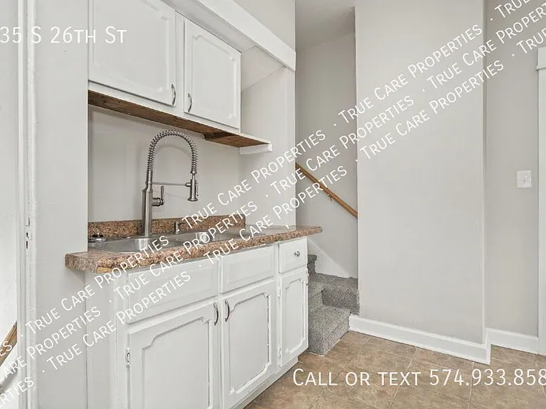 935 S 26th St — Photo 11