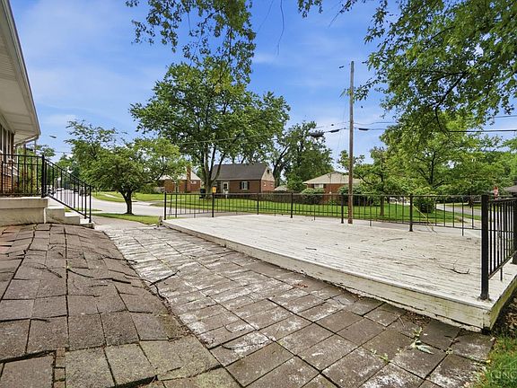 5th image of 3774 Nightingale Dr