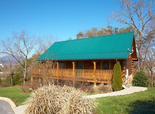 1652 Little Cabin Loop, Pigeon Forge, TN 37862