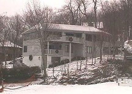 2nd image of 117 Skiview Ln