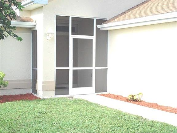 2nd image of 907 NE 11th St