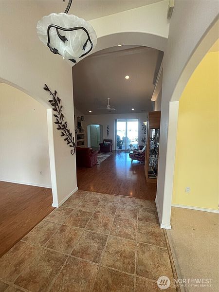 5th image of 4078 Cove West Drive