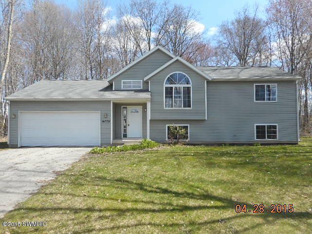 1st image of 16770 Antler Dr NE