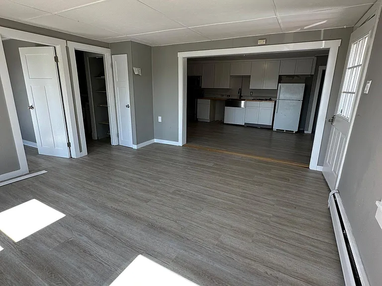 8 Beacon St #2 — Photo 4