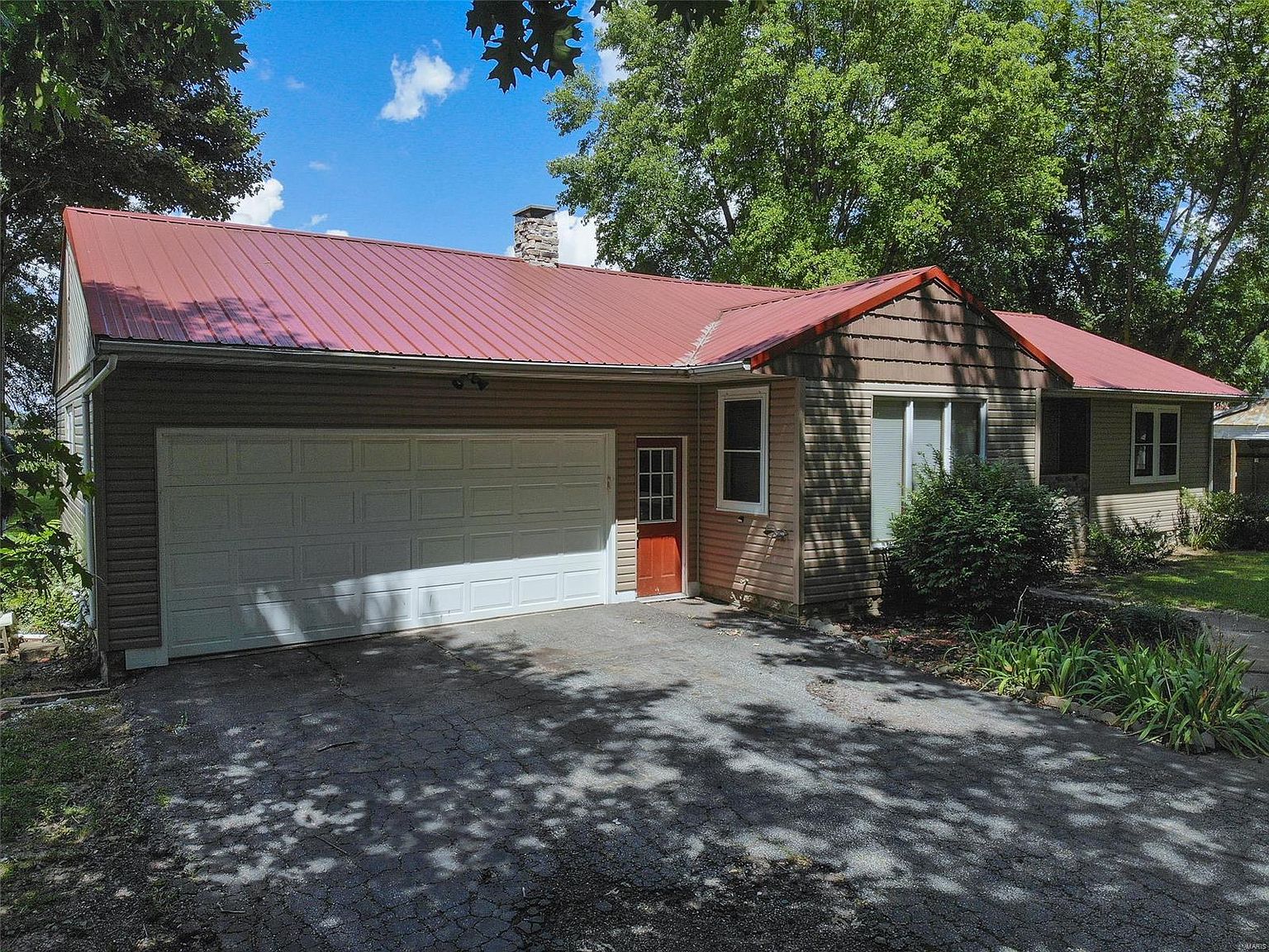 1350 E Poplar St, Odin, IL 62870 Zillow