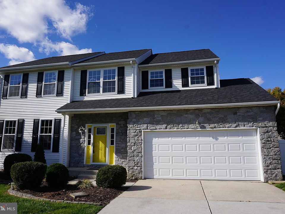 1st image of 42 Wellspring Dr