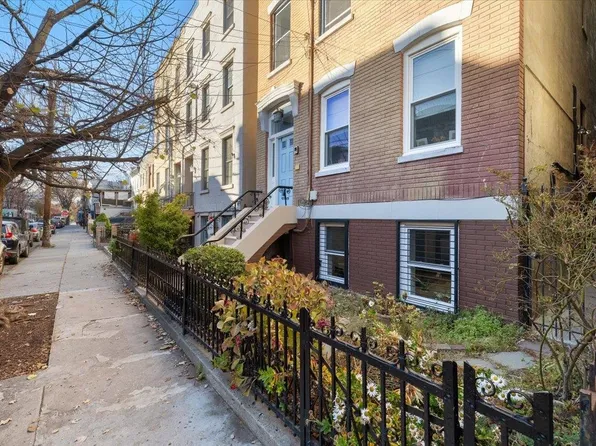 308 2nd Street image 4 of 24