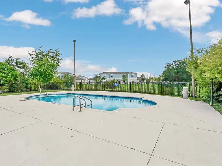 4505 Saint Georges Ct — Photo 26