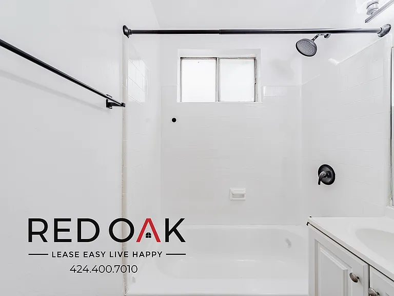 252 W Elm Ave #L — Photo 12
