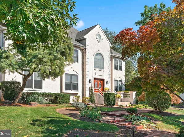 713 Lisa Cir, Huntingdon Valley, PA 19006