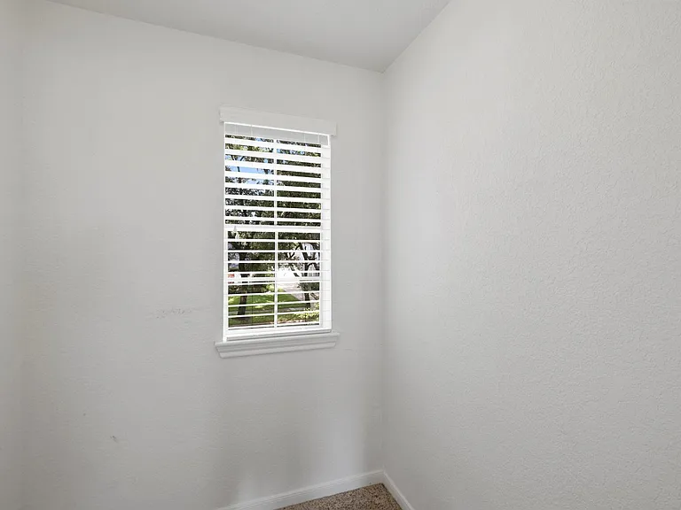 1431 N Medio River Cir — Photo 19