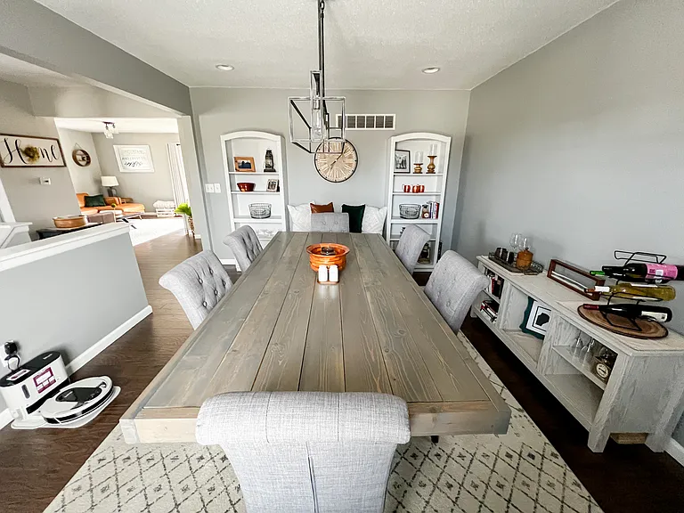 323 SE Melody Ln — Photo 24