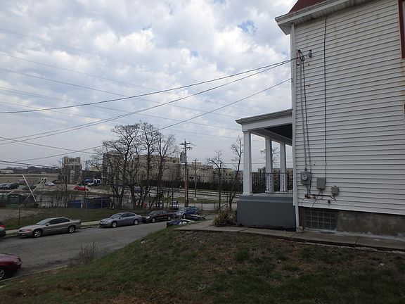 2nd image of 3632 Idlewild Ave