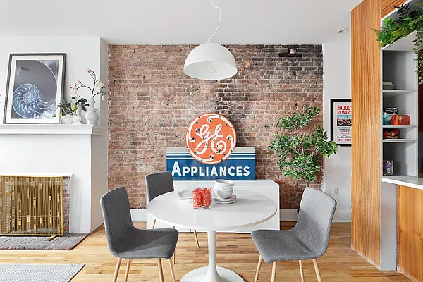 Sold by Compass | media 15